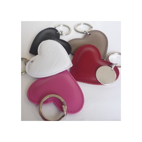 Porte clé coeur en cuir Porte clé coeur en cuir